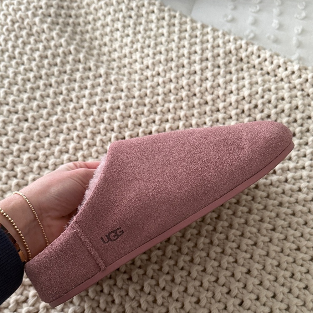UGG Women's Soft Pink Slippers